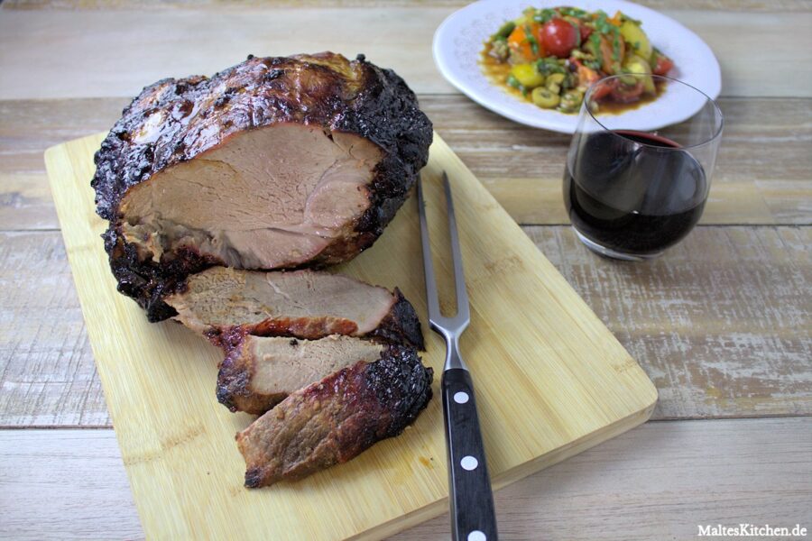 Rezept für einen Schweinenacken am Knochen mit schwarzer Essig-Marinade