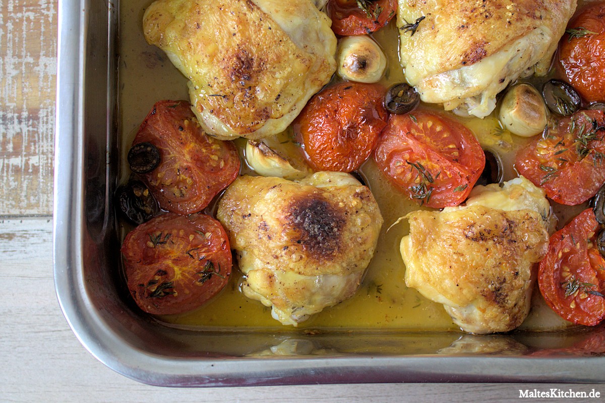 Gebackenes Hähnchen mit Tomaten &amp; Oliven