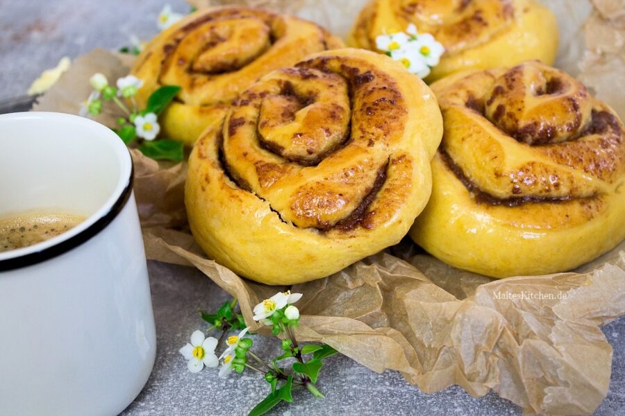Rezept für Zimtschnecken mit Datteln gesüßt