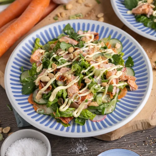 Banh Mi Salat mit Lachs