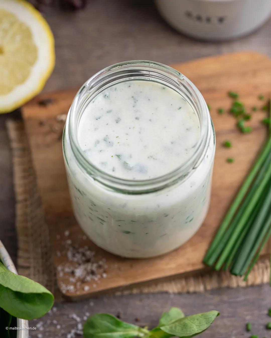 Cremiges Dressing mit Joghurt