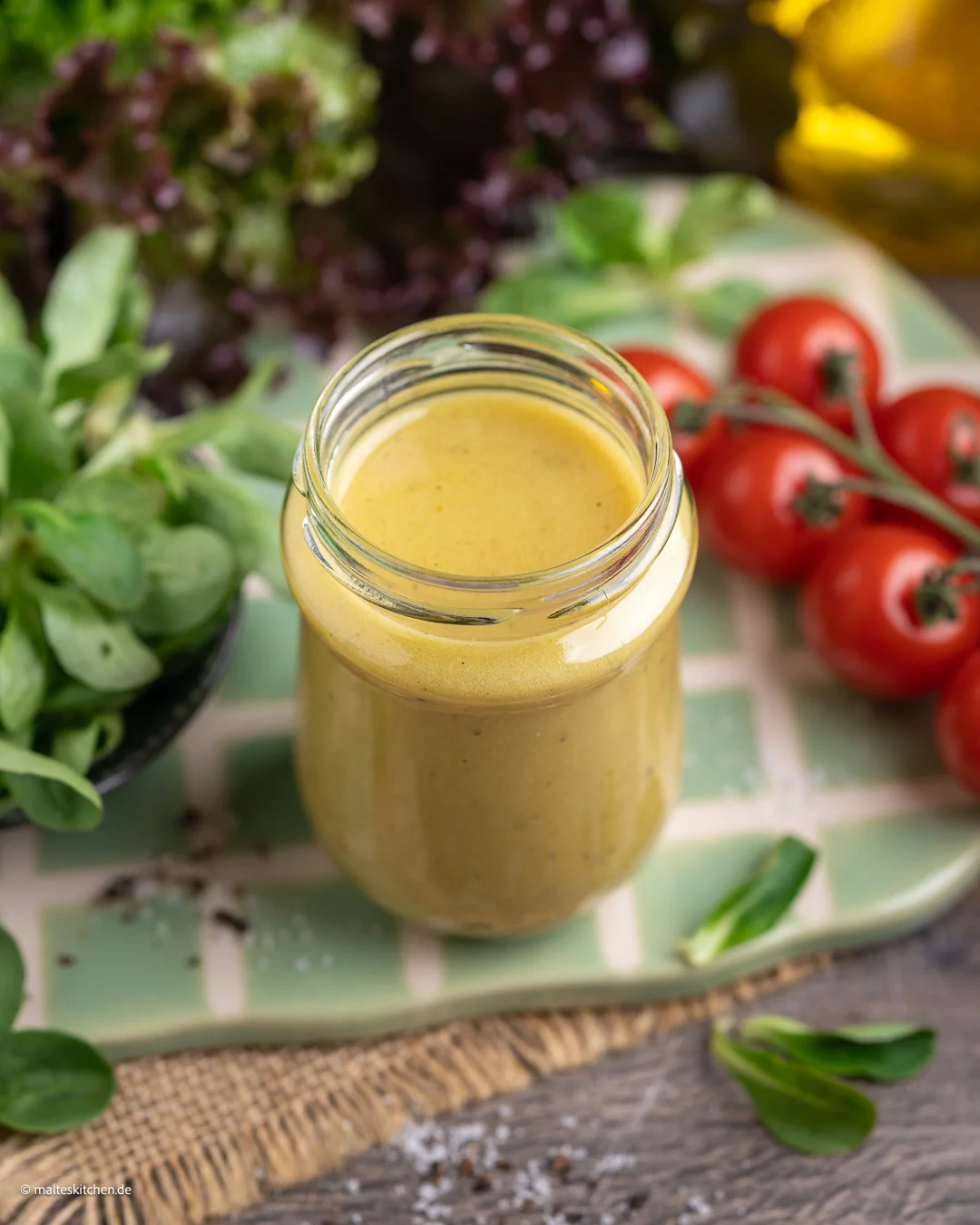 Klassische Vinaigrette mit Essik und Öl