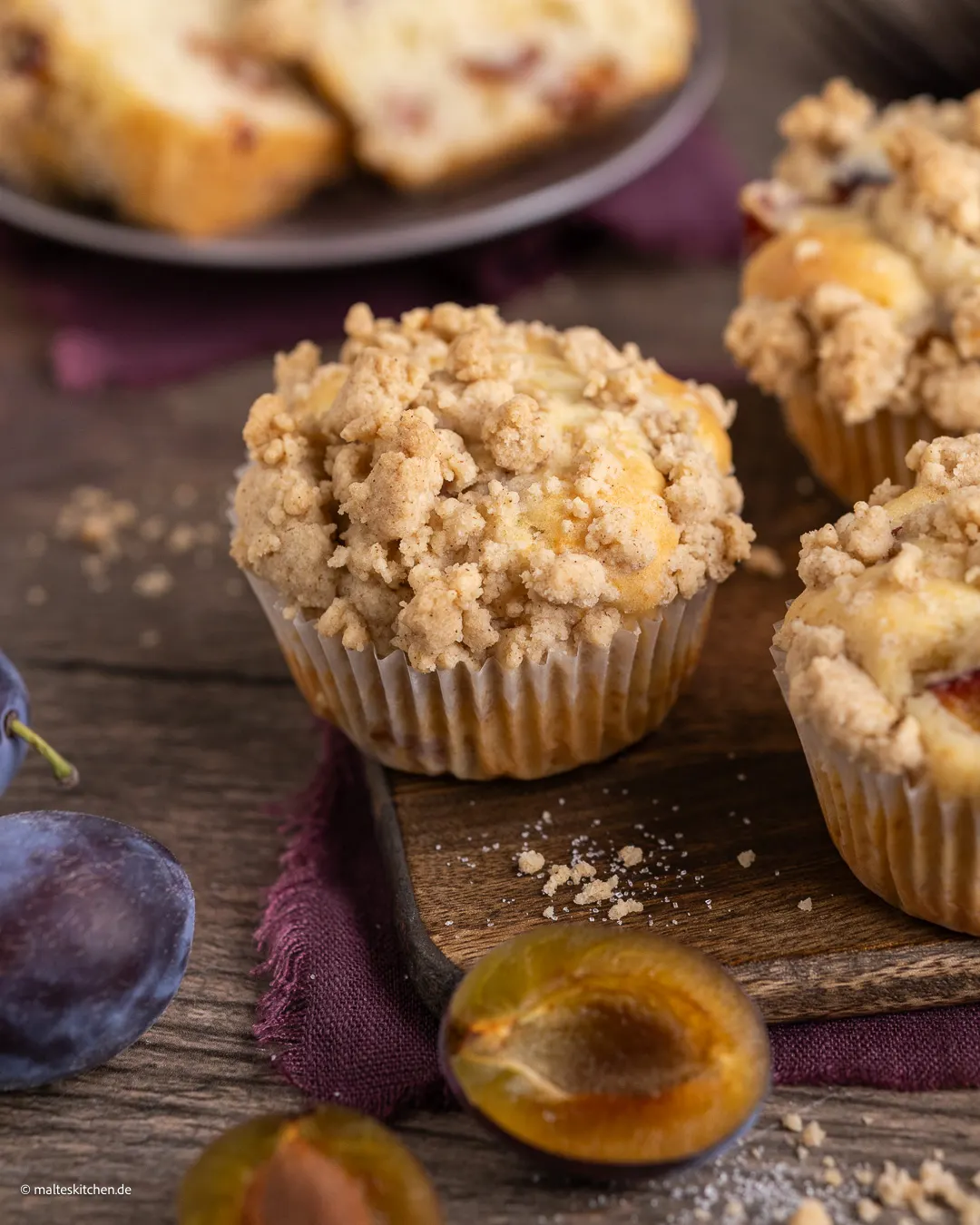 Muffins mit Zwetschgen und Streuseln